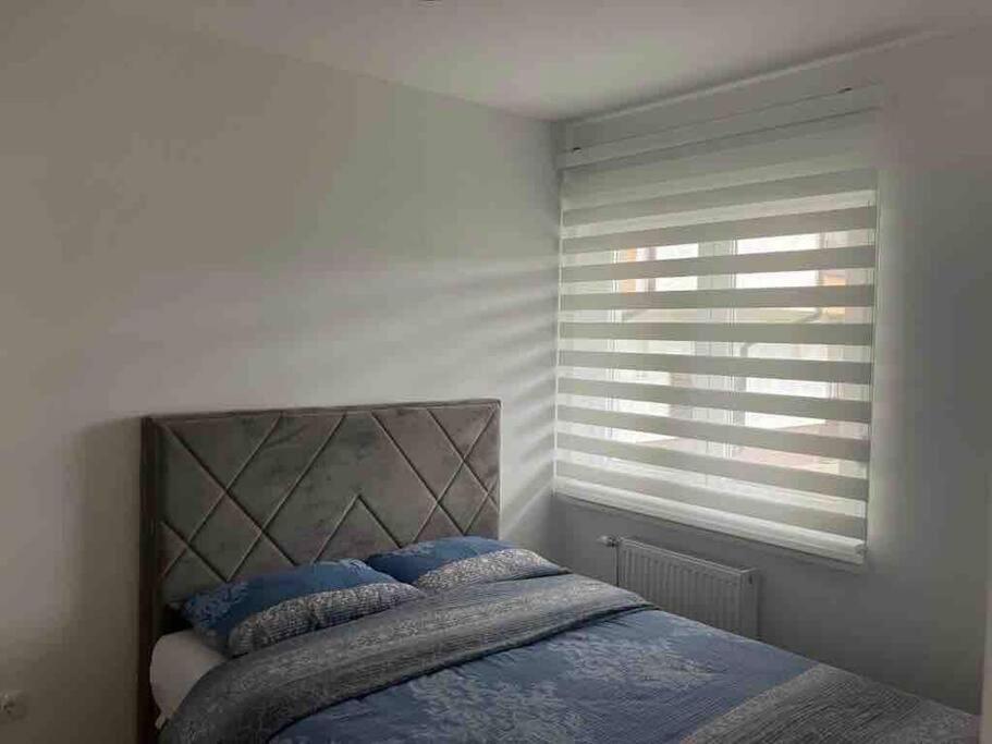 Apartman Vrbas 1 + Podzemna Garaza Banja Luka Eksteriør billede