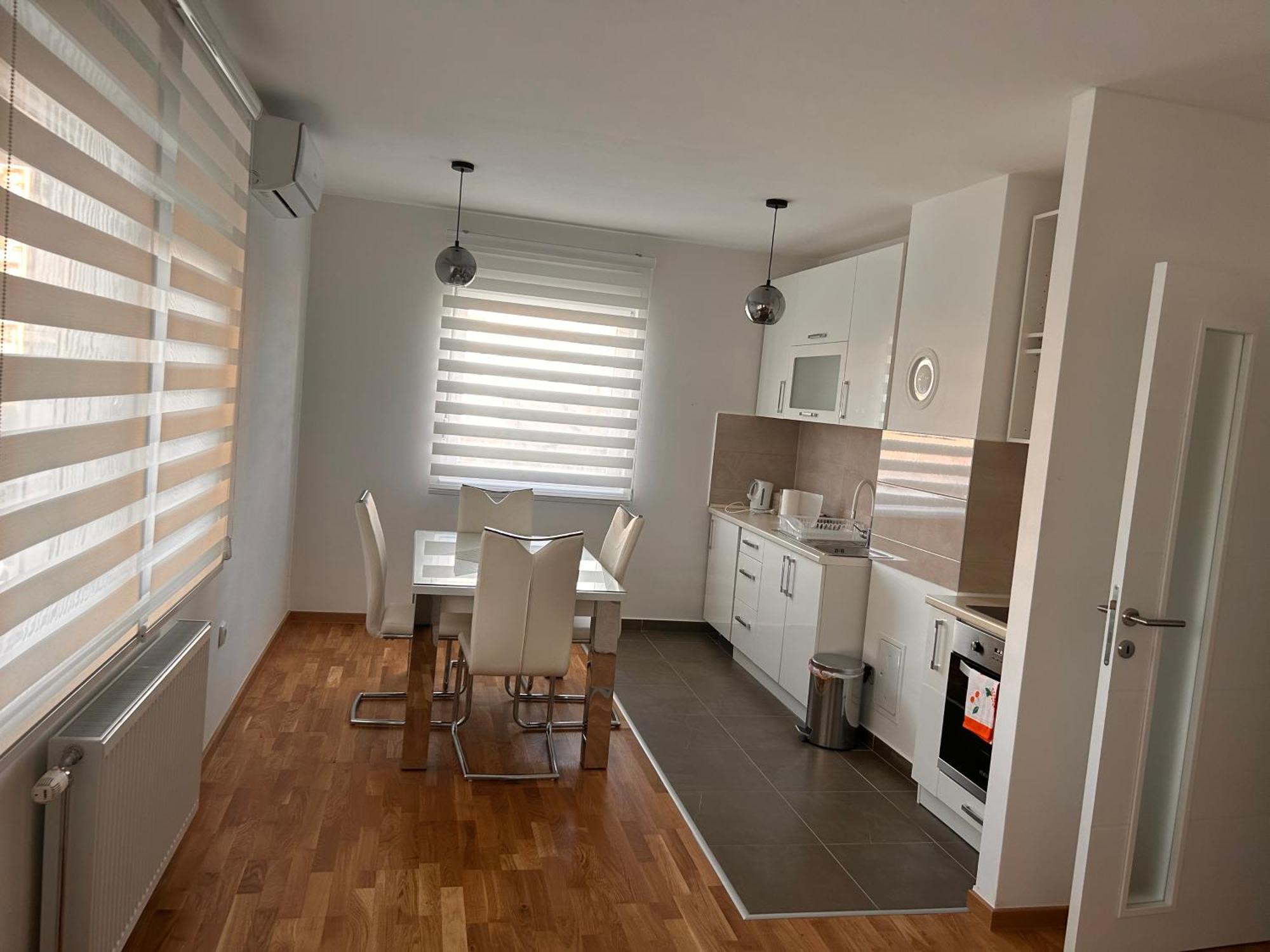 Apartman Vrbas 1 + Podzemna Garaza Banja Luka Eksteriør billede